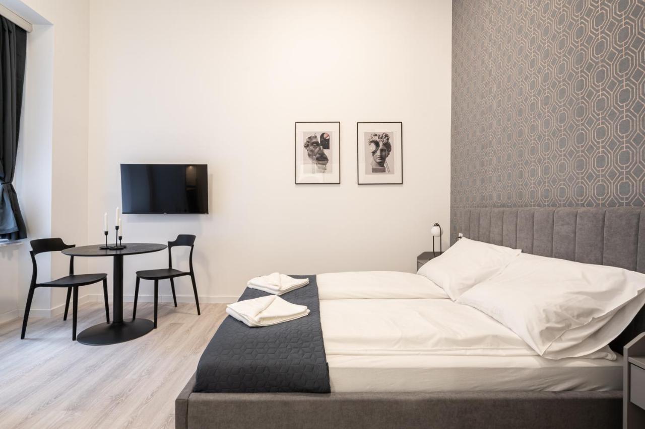 D48 - Central Boulevard Residence - Best Location By Bqa Budapest Exterior photo